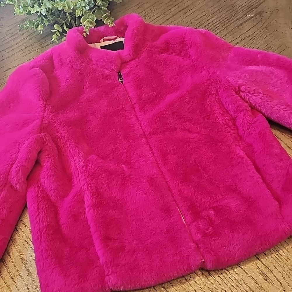 Fuschia faux fur jacket size M Banana Republic new condition